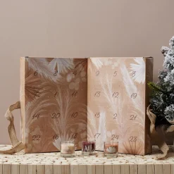 Fop en Bij Adventskalenders^Adventskalender 2023 Roze - Geurkaarsen Voor Vrouwen - Dames Kerstmis Cadeau Kaarsen Geurkaarsen Roze