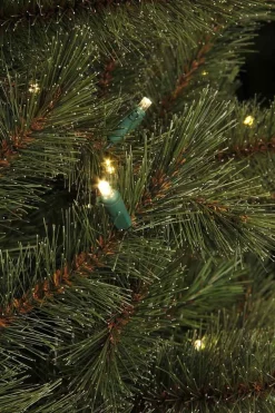 Black Box Kunstkerstbomen^ Finest Premium Kunstkerstboom - 320 Warmwitte Led Lampjes - H230 X O155 – Groen - Groen