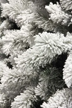 Black Box Kunstkerstbomen^ Kunstkerstboom Medford Maat In Cm: 185 X 99 Besneeuwd Groen - Besneeuwd Groen