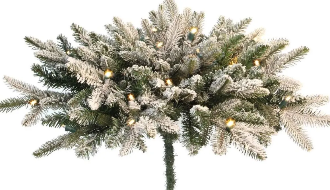 Black Box Tafelstuk Op Batterij Memphis Spruce Met Sneeuw Maat In Cm: 38 X 58 Groen 30 Lampjes Hot