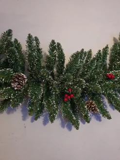 Black Box Trees - Creston Swag Groen Met Bessen,Deneenappels Tips 144 L180X D25Cm New