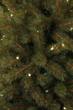 Black Box Kunstkerstbomen^ Trees Kingston Kunstkerstboom Met Led Verlichting - H155 X O86 Cm - Groen