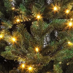 Black Box Kunstkerstbomen^ Trees Macallan Kunstkerstboom Met Led Verlichting - H215 Cm - Groen