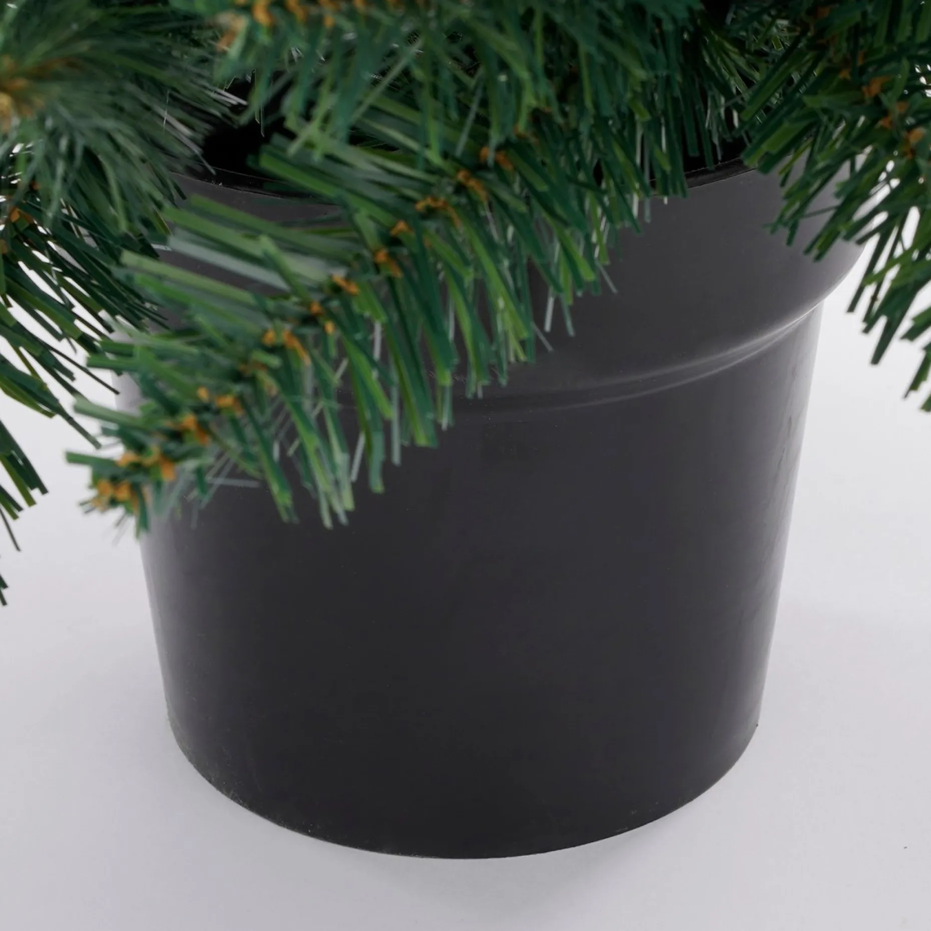 Black Box Kunstkerstbomen^ Trees Riverton Kunstkerstboom In Pot - H90 X O58 Cm - Groen