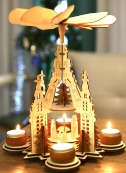 Brubaker Kerstpiramide Kathedraal 29 Cm - Maria, Jozef En Jezus - 2 Etages - Theelichtpiramide Met 4 Theelichthouders Van Metaal - Hout Natuur Shop