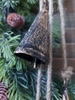 Brynxz Kerstbellen Aan Jute Touw - Kerst Decoratie Met Vijf Goudkleurige Bellen - Lengte Kerstslinger Ca. 60Cm Outlet