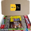 CandyStore24 Kerstpakketten^Cadeaupakket Xl - Pathe Film Cadeau - Moederdag Cadeautje - Cadeau Voor Hem - Cadeau Voor Haar - Pathe Thuis - Amerikaans Snoep - Geschenkset - Filmpakket Xl -