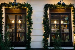 Casaria Kerstguirlande - 10 M Incl. 5 M Stroomkabel - 100 Led Fashion