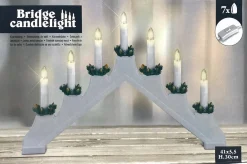 Christmas Decoration Verlichte Kerstfiguren^ Kaarsenbrug - 41 X 6 X 30 Cm -Hout - Wit -7 Leds
