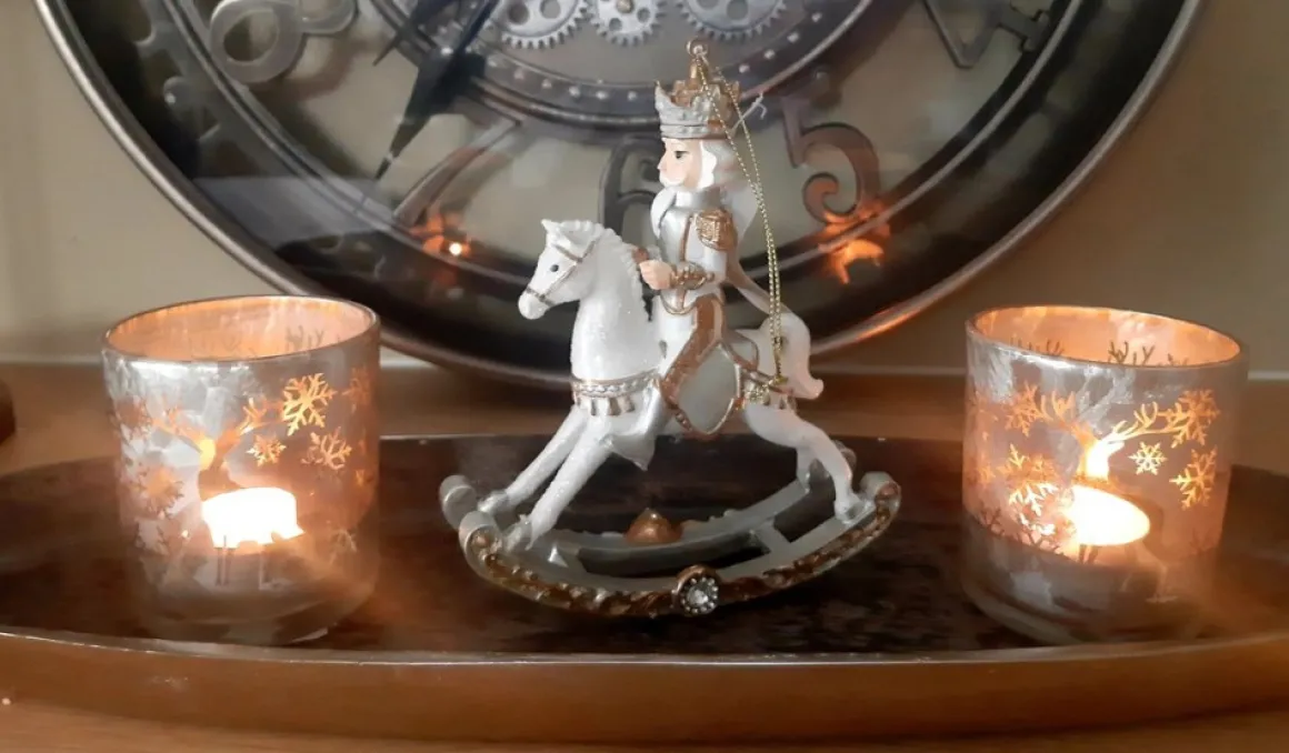 Clayre u0026 Eef Clayre & Eef Kersthanger Notenkraker 15 Cm Wit Kunststof Kerstbal Best Sale