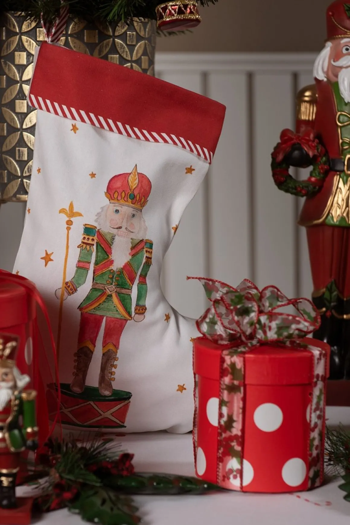 Clayre u0026 Eef Clayre & Eef Kerstsok Kerstsok 30X40 Cm Wit Rood Katoen Notenkraker Hot
