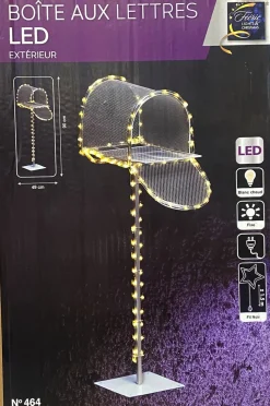 Fééric Lights and Christmas® Verlichte Kerstfiguren^3D-Brievenbus Met 50 Led-Lampjes- Hoogte 90Cm