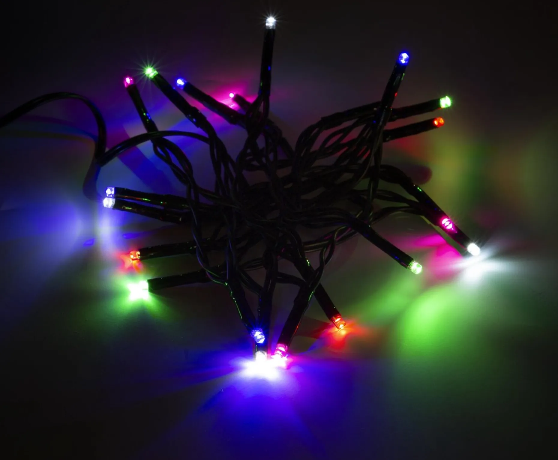 Deltaco Kerstlichtsnoeren^ Lgt-102 Led-Lichtlus Met Timerfunctie - Voor Binnen En Buiten - 1.5 Meter - Meerkleurig