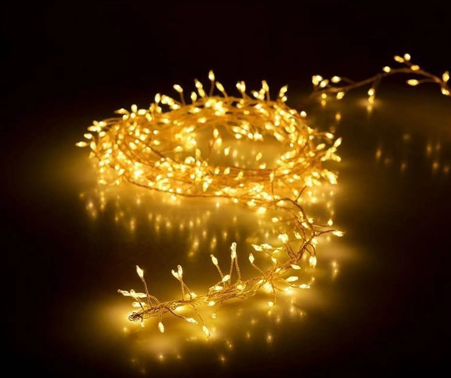 Merkloos Lichtslangen^Draad - Cluster - 240Led