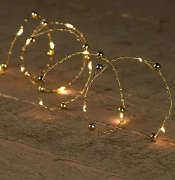 Anna's Collection Kerstlichtsnoeren^Draadverlichting Lichtsnoer Met 20 Lampjes Warm Wit Op Batterij 200 Cm En Kralen - Lichtdraden/Lichtsnoeren - Kerstverlichting