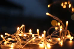 Grundig Kerstboomverlichting^ Kerstverlichting - 96 Led Lampjes - 8 Standen - Met Timer - 760 Cm - 7.6 Meter - Warm Wit - Cristmas String Light