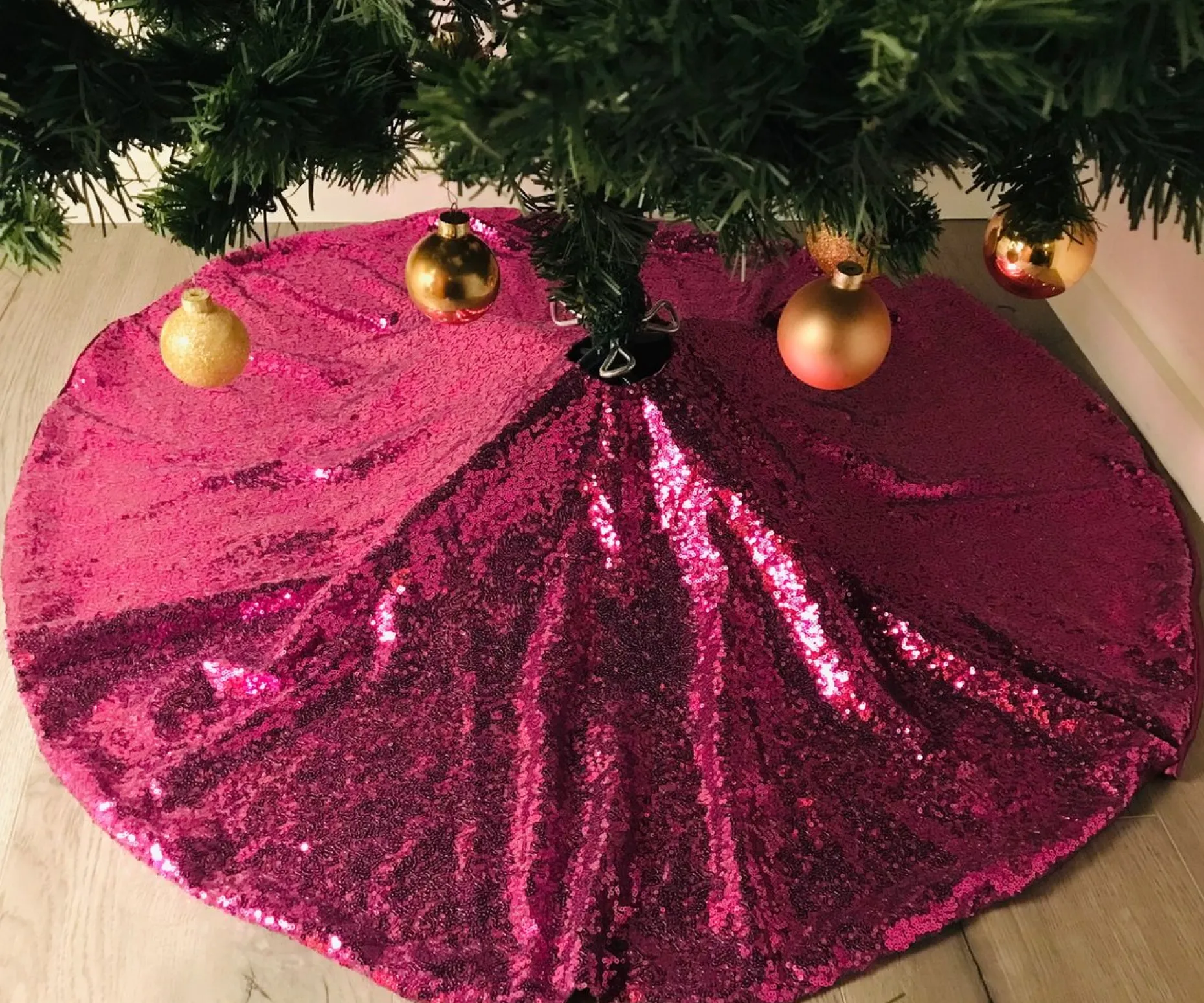 Gustiana Kerstboomstandaarden^® Kerstboomrok - Kerstboomkleed - Kerstcadeau - Met E Pailletten O100 Cm