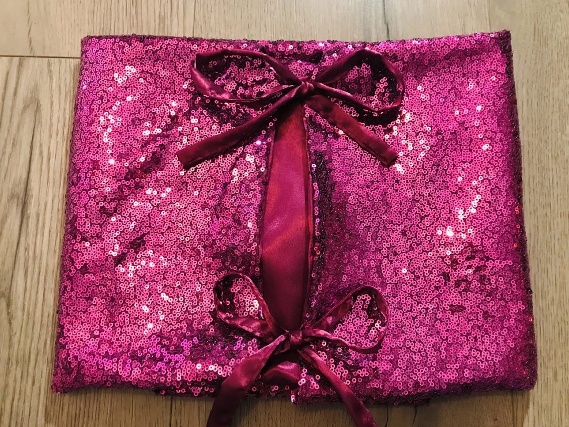Gustiana Kerstboomstandaarden^® Kerstboomrok - Kerstboomkleed - Kerstcadeau - Met E Pailletten O100 Cm