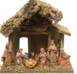HHCP Kerststal Met 8 Figuren - 27X17X26Cm Best