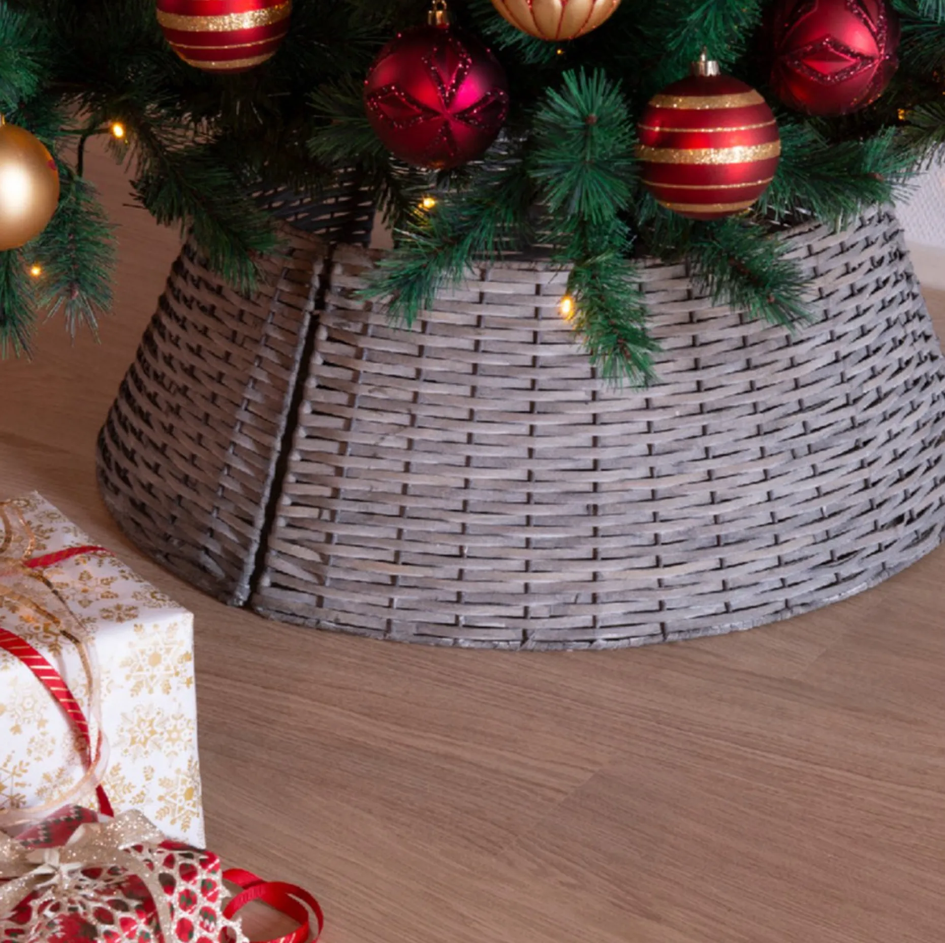 Decoris Kerstboomstandaarden^Kerstboomrok/Kerstboommand Grijs D70 X H28 Cm Voor Een Kerstboom Tot 240 Cm - Kerstboommanden/Kerstboomrokken