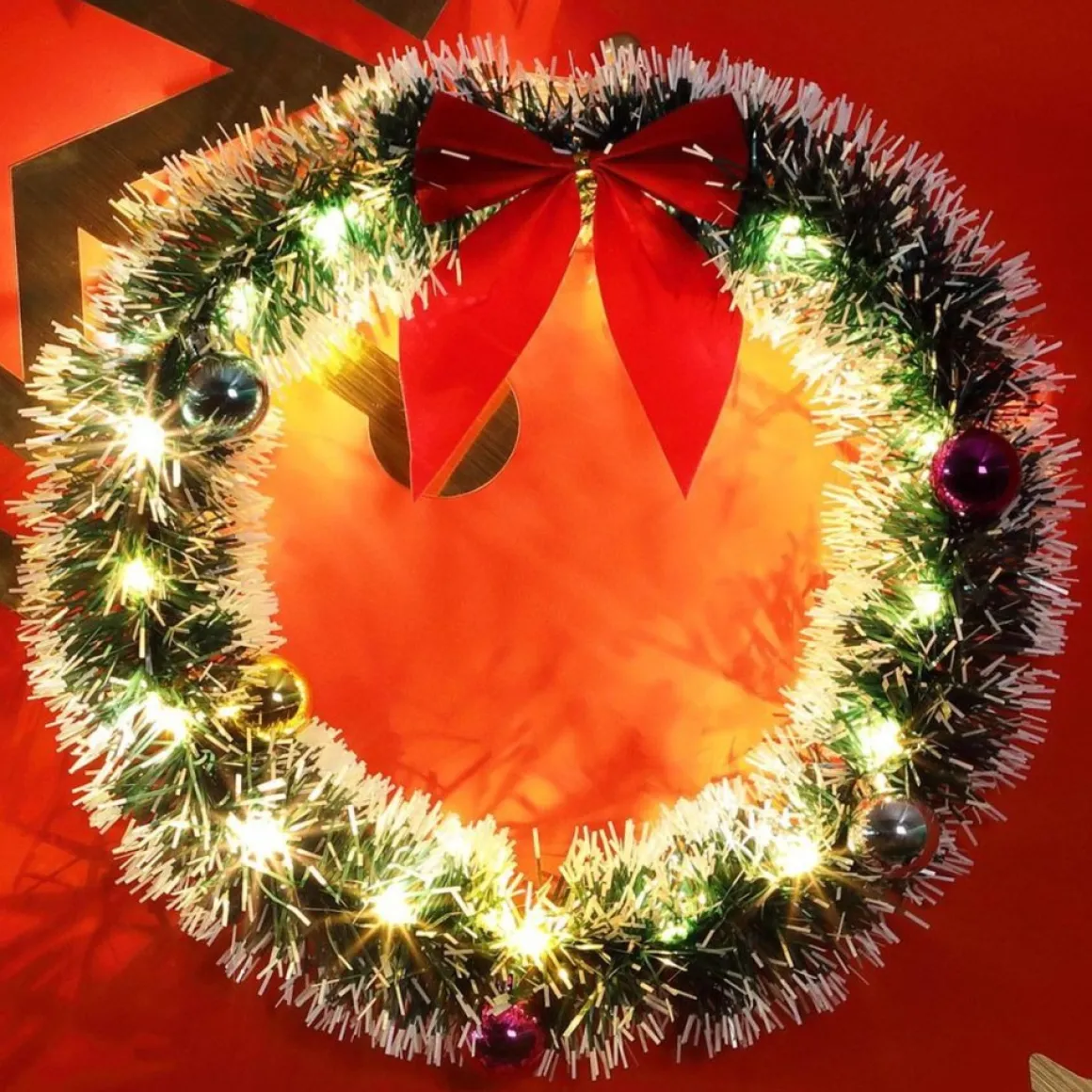 * Kerstkrans O32 Met Led Verlichting, Rood Kleurige Strik Clearance