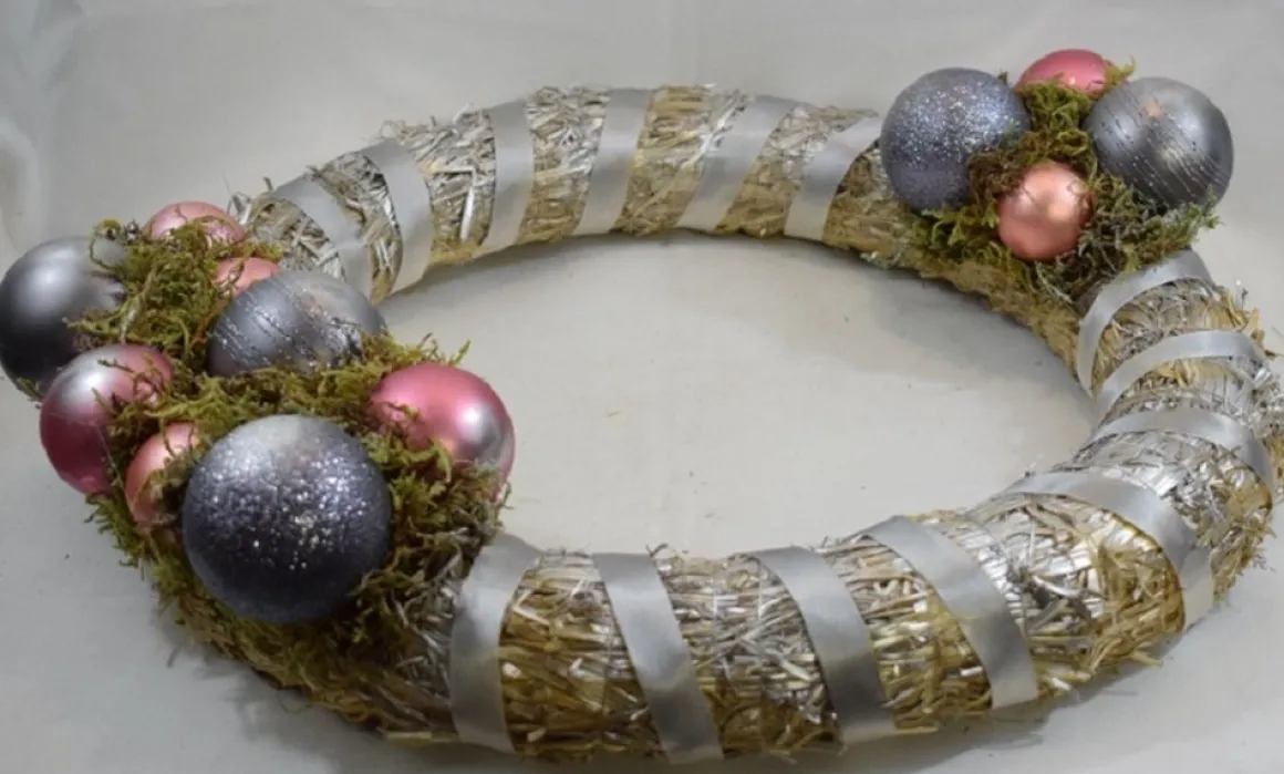 ZoeZo Design Kerstkrans - Roze - Zilver - Stro - Kunststof - O 40 Cm 41 Cm New
