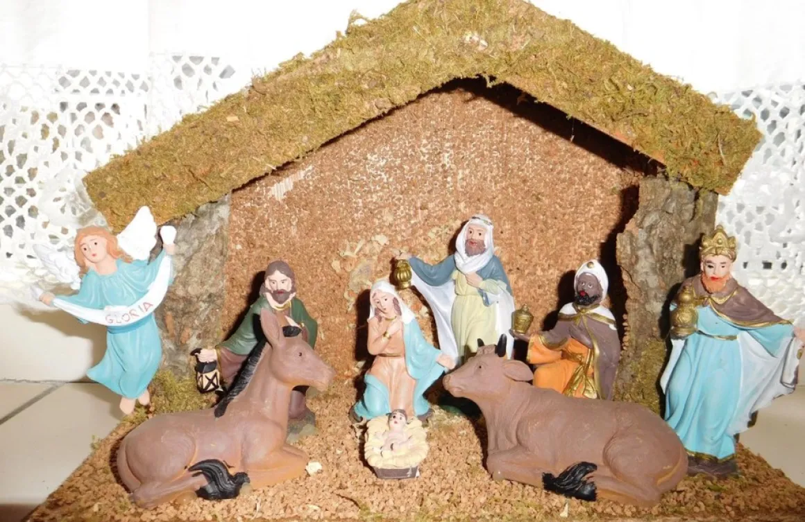 Bouwman Kerststal Hout Met 9 Beeldjes 014 Discount