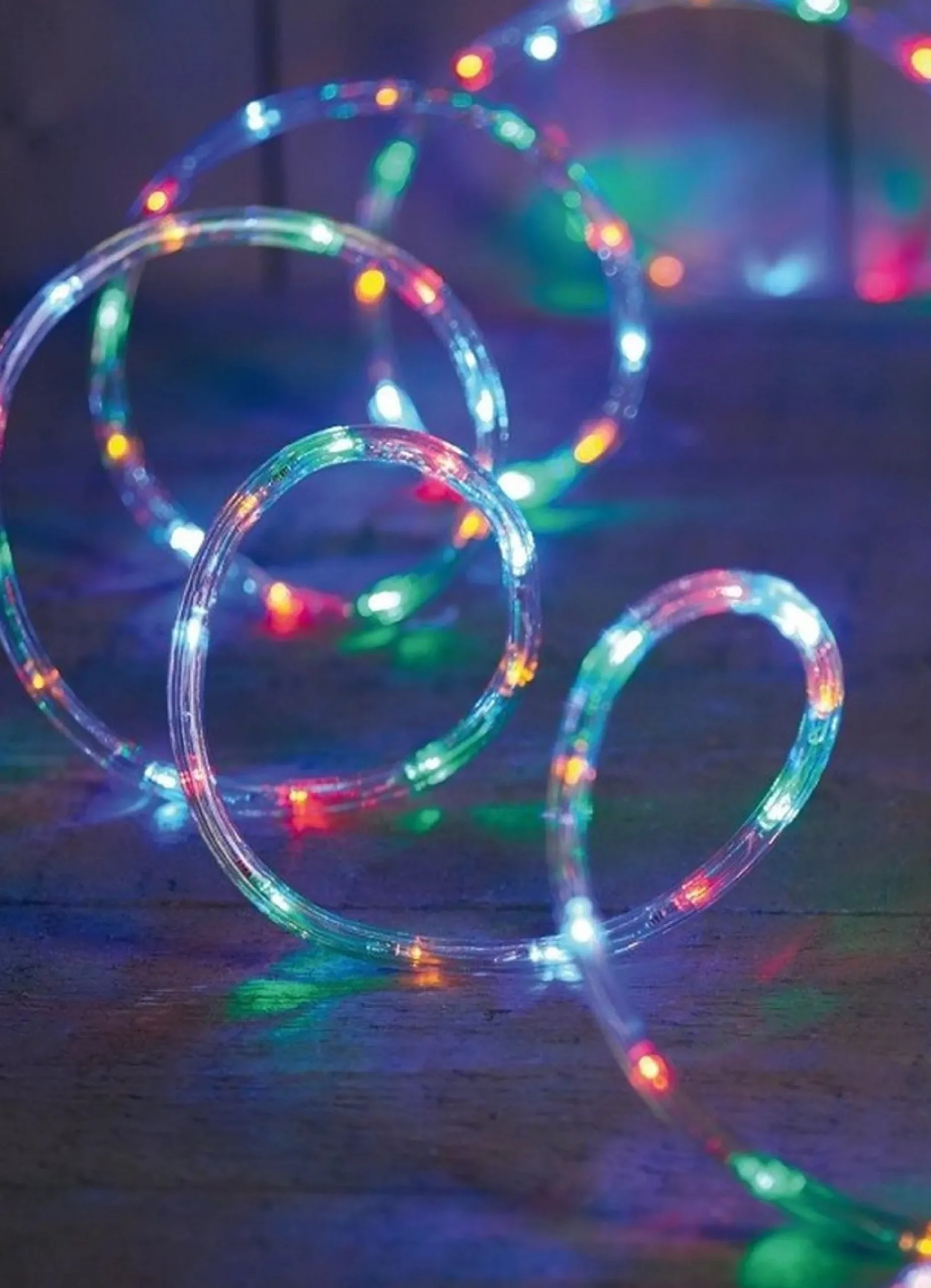 Anna's Collection Lichtslangen^Kerst Verlichting Lichtslang 216 Lampjes Gekleurd 9 Mtr - Voor Binnen En Buiten Gebruik - Slangverlichting - Lichtsnoer - Kerstversiering