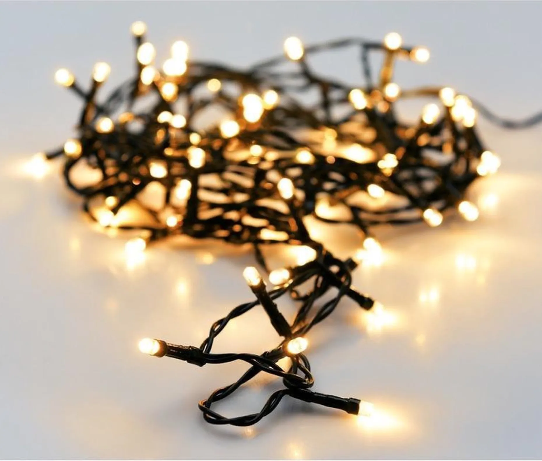 Bellatio Decorations Kerstboomverlichting^Kerstverlichting 24 Warm Witte Lampjes Op Batterij 2 Meter Met Timer - Kerstlampjes/Kerstlichtjes Op Batterijen