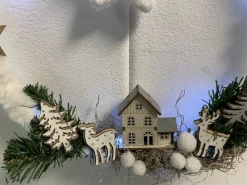 Eigenmerk Home made Kerst / Winter Krans Kleur Wit Met Verlichting Cheap
