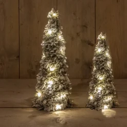 Anna's Collection Verlichte Kerstfiguren^Led Kegel Kerstbomen - 2X Stuks - Besneeuwd - 40 En 60 Cm - Kerstverlichting