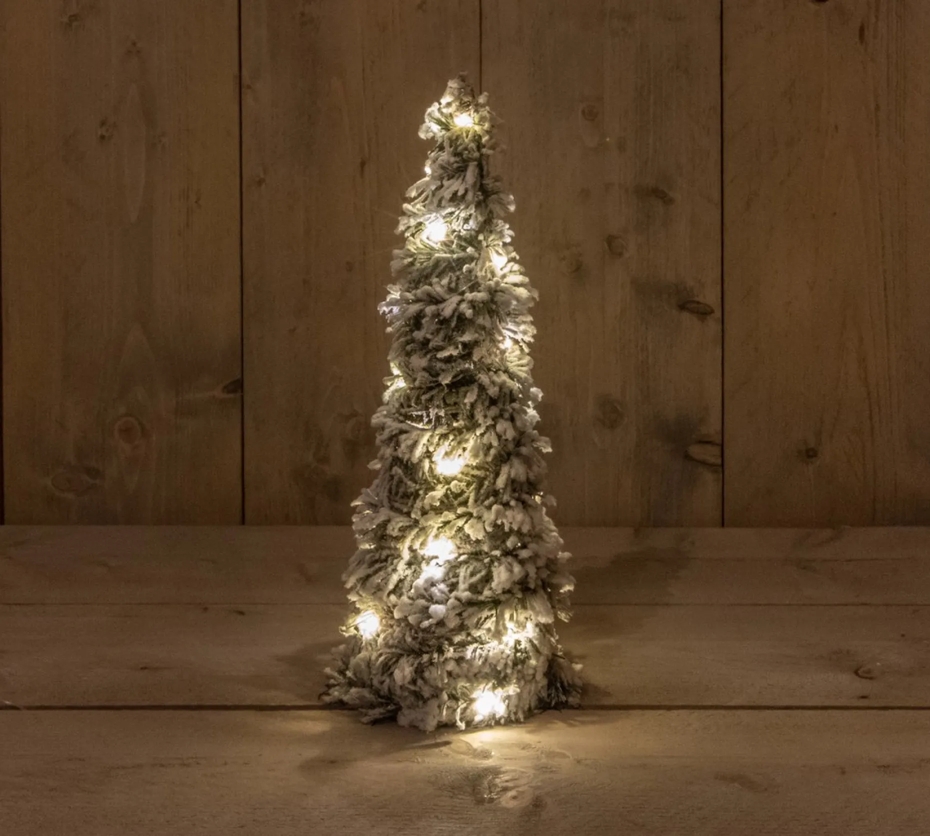 Anna's Collection Verlichte Kerstfiguren^Led Kegel Kerstbomen - 2X Stuks - Besneeuwd - 40 En 60 Cm - Kerstverlichting