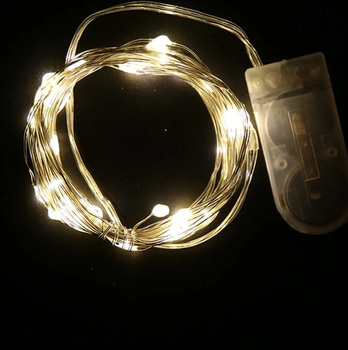 Wondersathome Led Lampjes - Kerstlampjes - Kerstverlichting - 20 Warm Wit Lampjes - 2 Meter - Inclusief Batterijen - Lichtsnoer - Sfeerverlichting - Draadverlichting - Best Sale