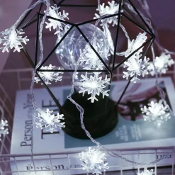 Brill-ligfut Kerstlichtsnoeren^Led Lampjes Slinger - Sneeuwvlokken - 6 Meter - 40 Lichtjes - Wit Licht - Kerst - Winter - Lichtsnoer Op Batterij