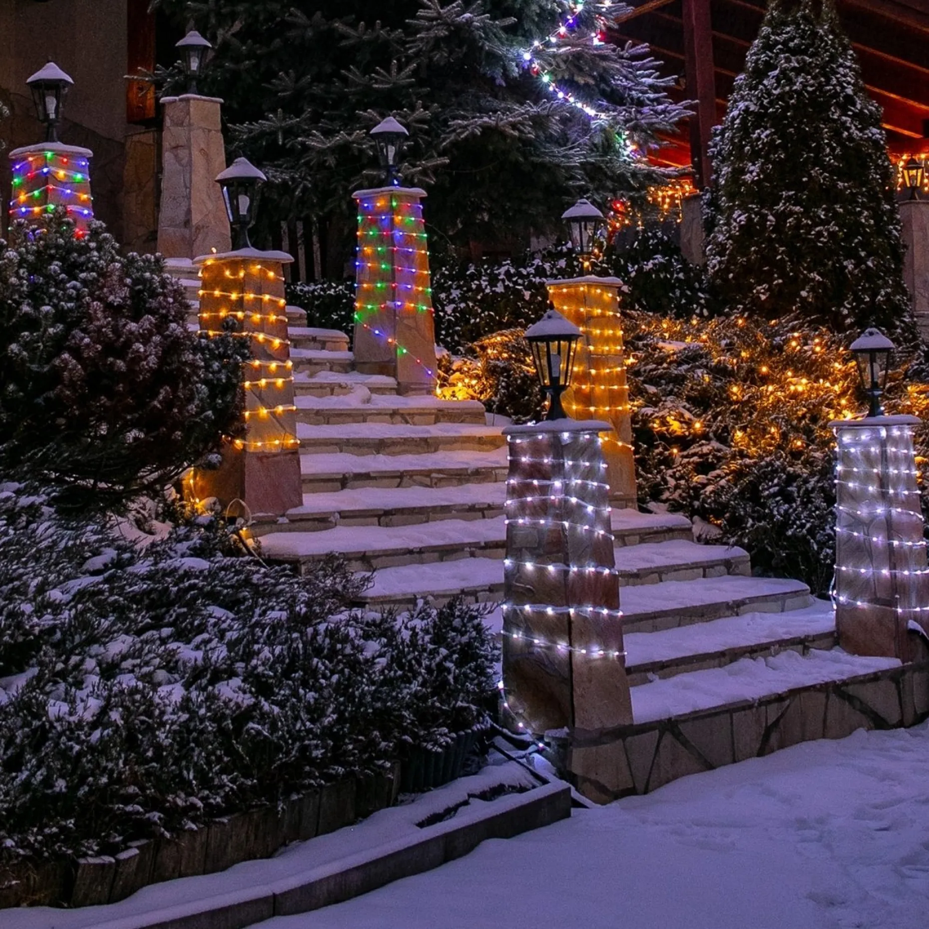 Trend24 Lichtslangen^Lichtslang Buiten - Kerstverlichting Buiten - Kerstverlichting Binnen - Kerstversiering - Lichtsnoer - Slangverlichting - Voor Binnen En Buiten - Solar - Op Zonne Energie - 10 M - Koud Wit