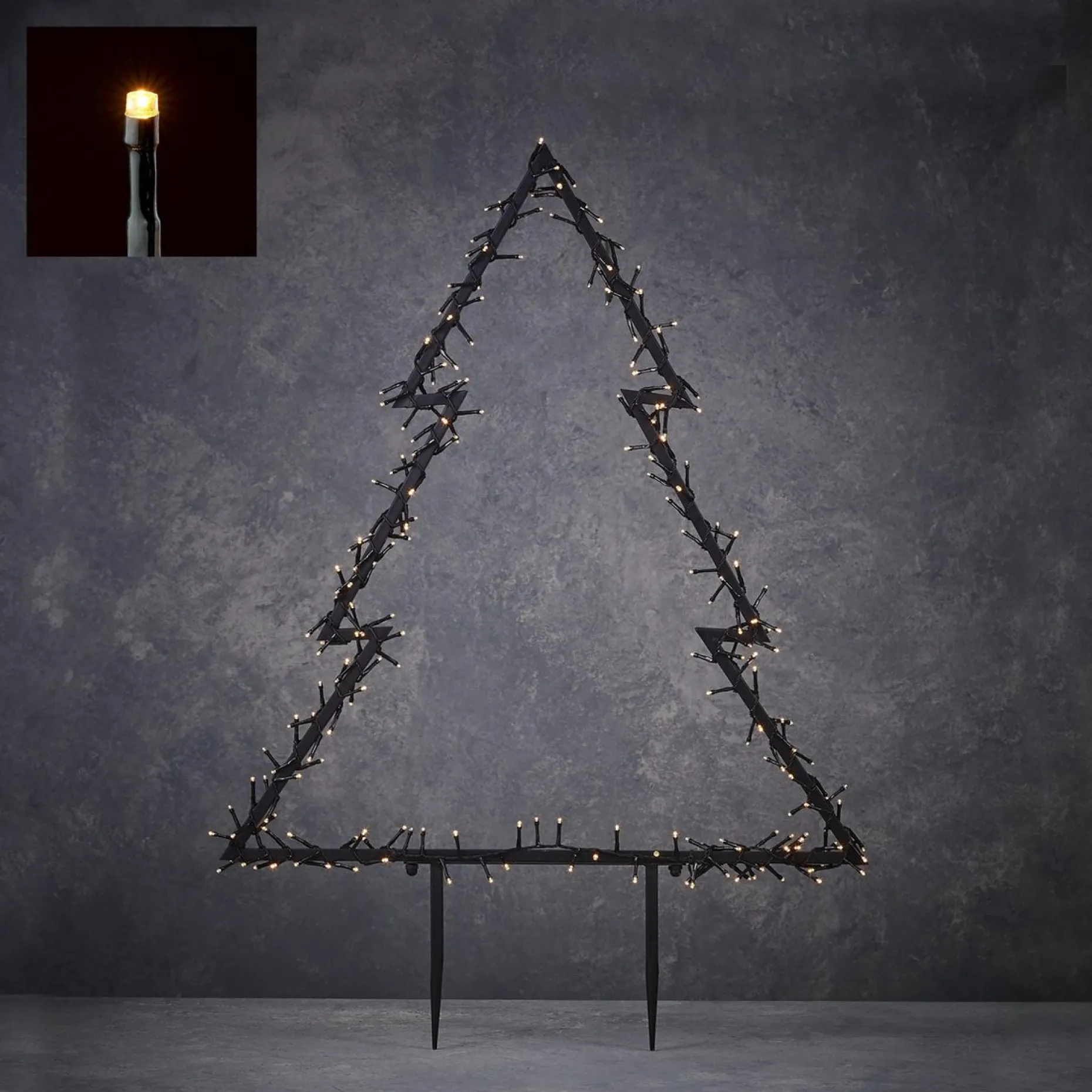 Luca lighting Verlichte Kerstfiguren^ Garden D'Light Kerstboom Tuinsteker Met Warm Witte Led Verlichting - L72 X H100 Cm - Zwart