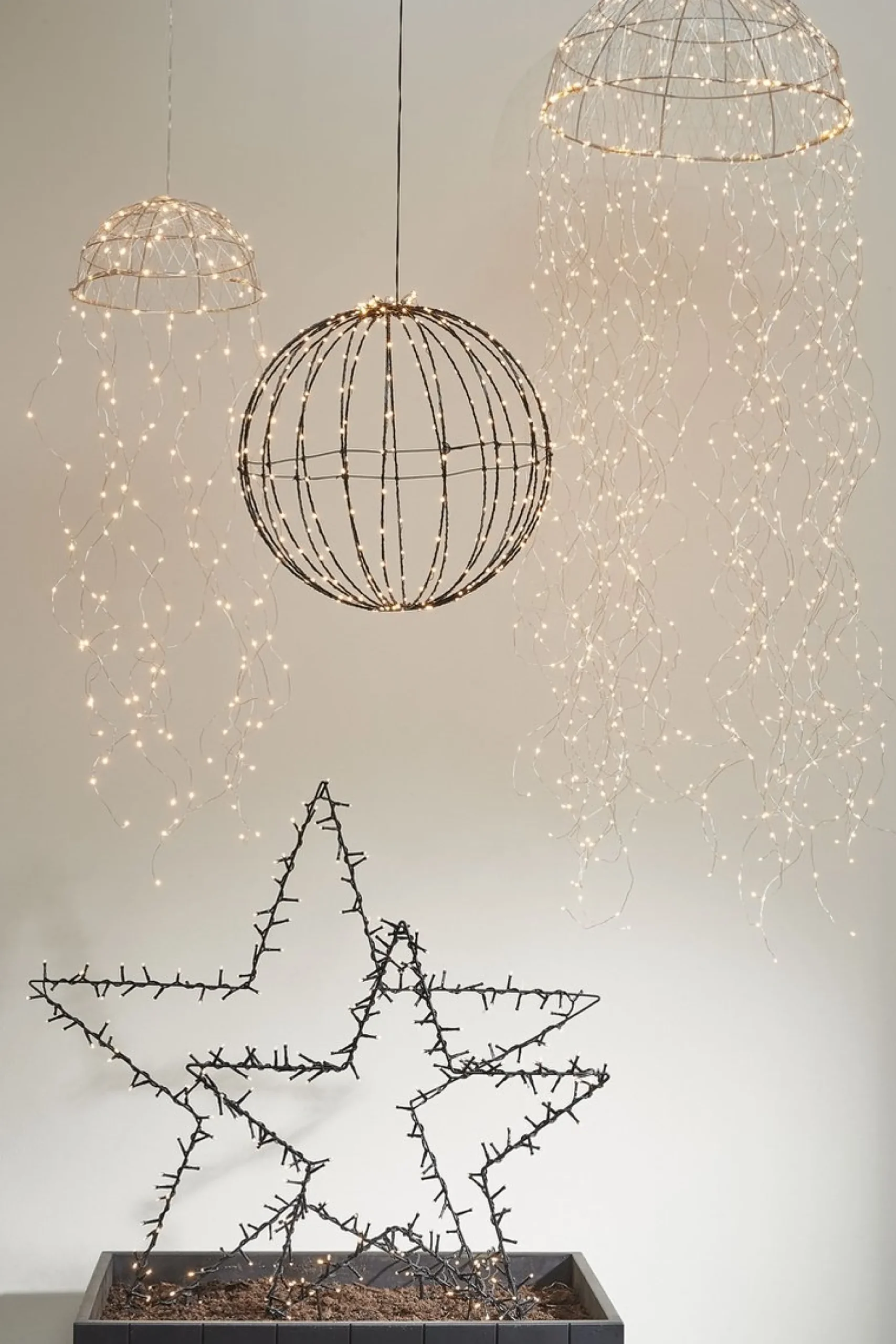 Luca lighting Verlichte Kerstfiguren^ Kroonluchter Kwal Met Warm Witte Led Verlichting - H150 X O45 Cm - Zilver