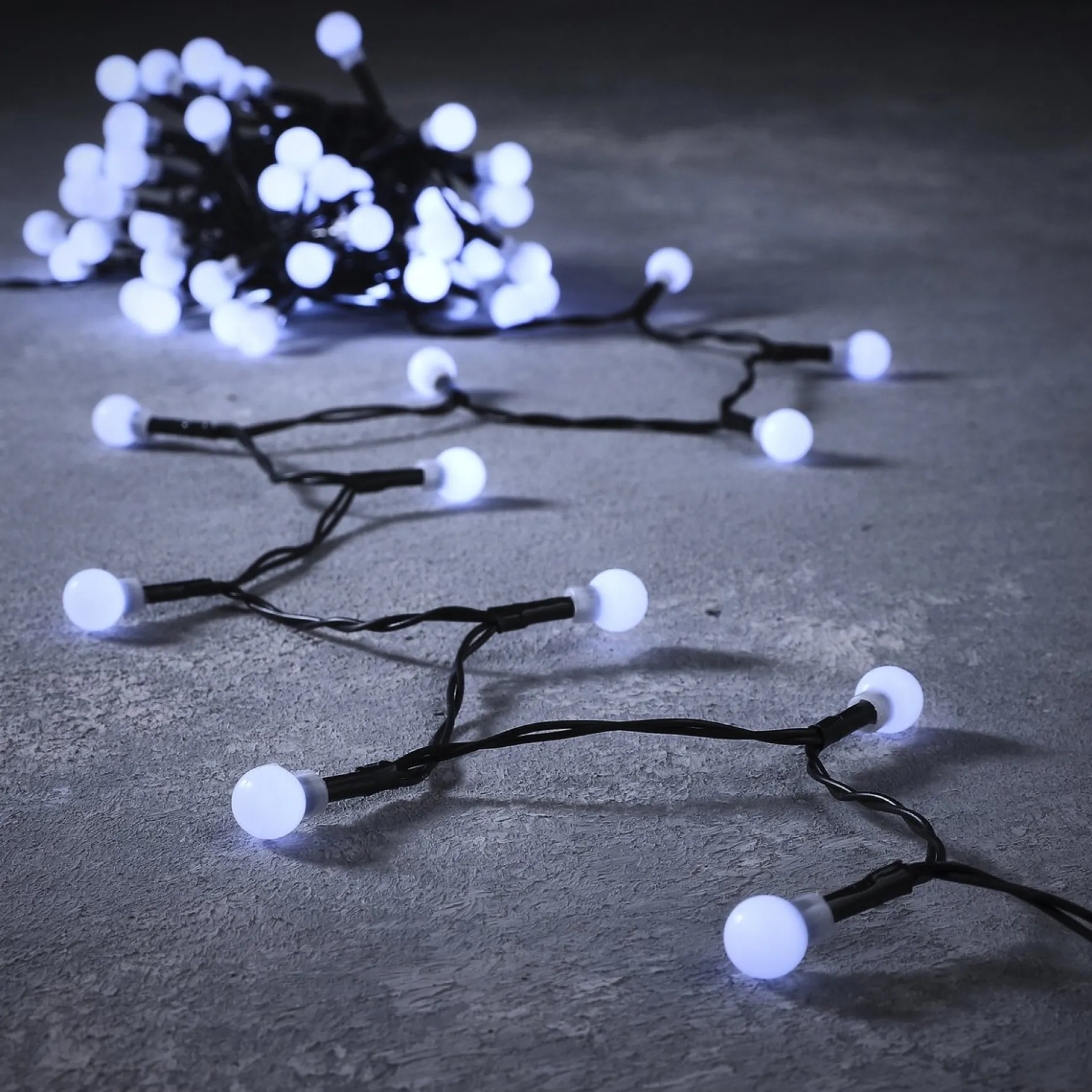 Luca lighting Kerstlichtsnoeren^ Snoerverlichting Berry 14,4 M 192 Led Koud Wit