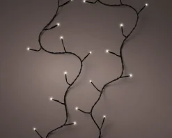 Lumineo Kerstlichtsnoeren^ Kerstverlichting - 18 M - Warm Wit - 240 Leds - Lichtsnoer