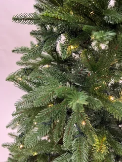 Excellent Trees Kunstkerstbomen^Luxe Kerstboom ® Led Falun Green 180 Cm Met 270 Lampen