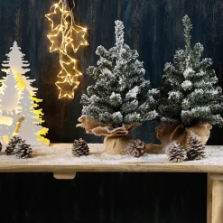 Everlands Kunstkerstbomen^Mini Kerstboom Besneeuwd 45 Cm - Met Kerstverlichting 300 Cm - 40 Leds