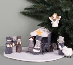 Sjaal met een Verhaal Mini Kerstgroepje Van Vilt - Grijs-Naturel - Stal 17X17 Cm - 12 Dlg Best