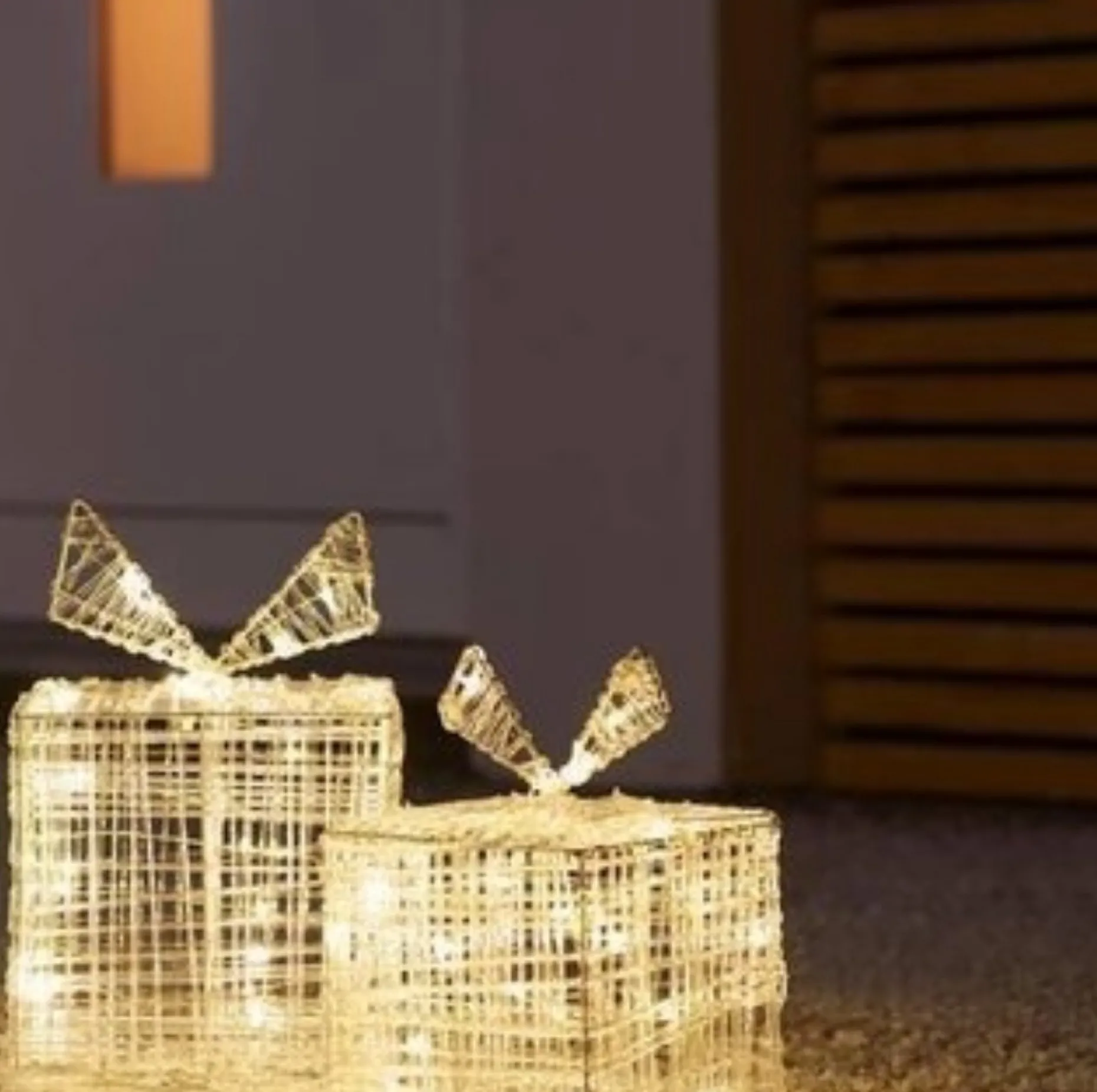 Merkloos Verlichte Kerstfiguren^Nampook Set Van 2 Geschenkdozen - 2 Verschillende Maten - 15 En 20 Cm Hoog - 30 En 40 Led