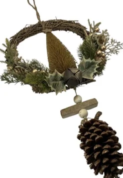 WDMT Rotan Kerstkrans - Gold Berry | O 39 Cm | Decoratieve Kerstkans Gemaakt Uit Rotan En Dennenappels Met Kerstboom | Goud Sale