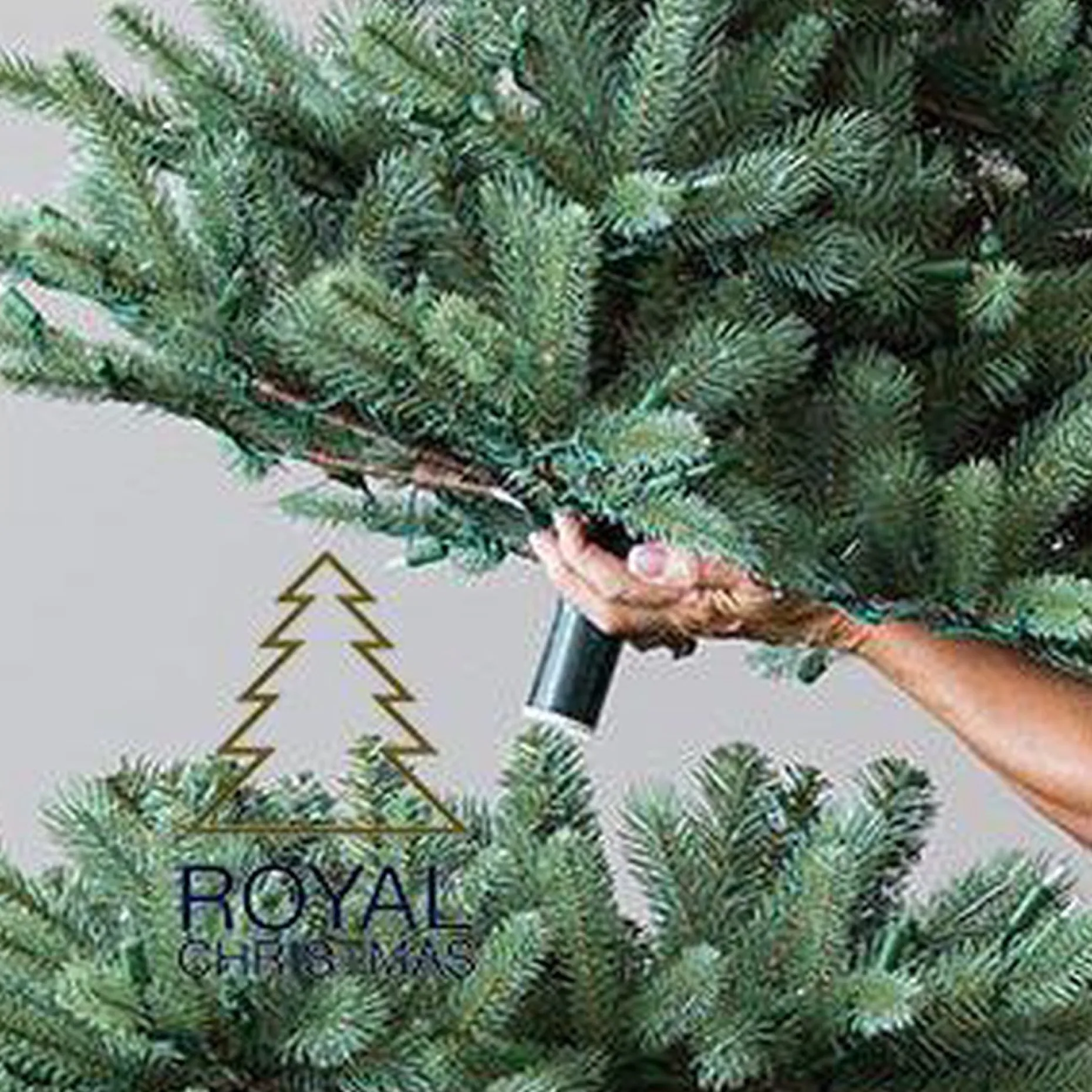 Royal Christmas Kunstkerstbomen^ - Kunstkerstboom - Hawaii Abies Nordmann Deluxe 100% Pe - Met 700 Warm Led Lampjes - Snelle Opbouw - Hoogte 240 Cm