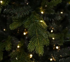 Royal Christmas Kunstkerstbomen^ Kunstkerstboom Visby 180 Cm | Inclusief Led-Verlichting