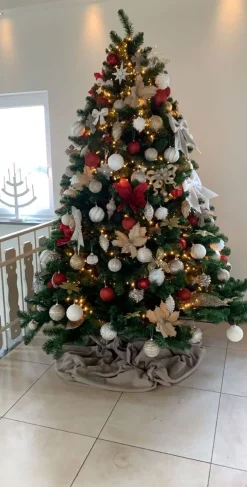 Royal Christmas Kunstkerstbomen^ - Kunstkerstboom - Oregon Deluxe Pvc - 210Cm - 1090 Takken - Groen