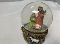 Eigenmerk Home made Sneeuwbol Kerststal New