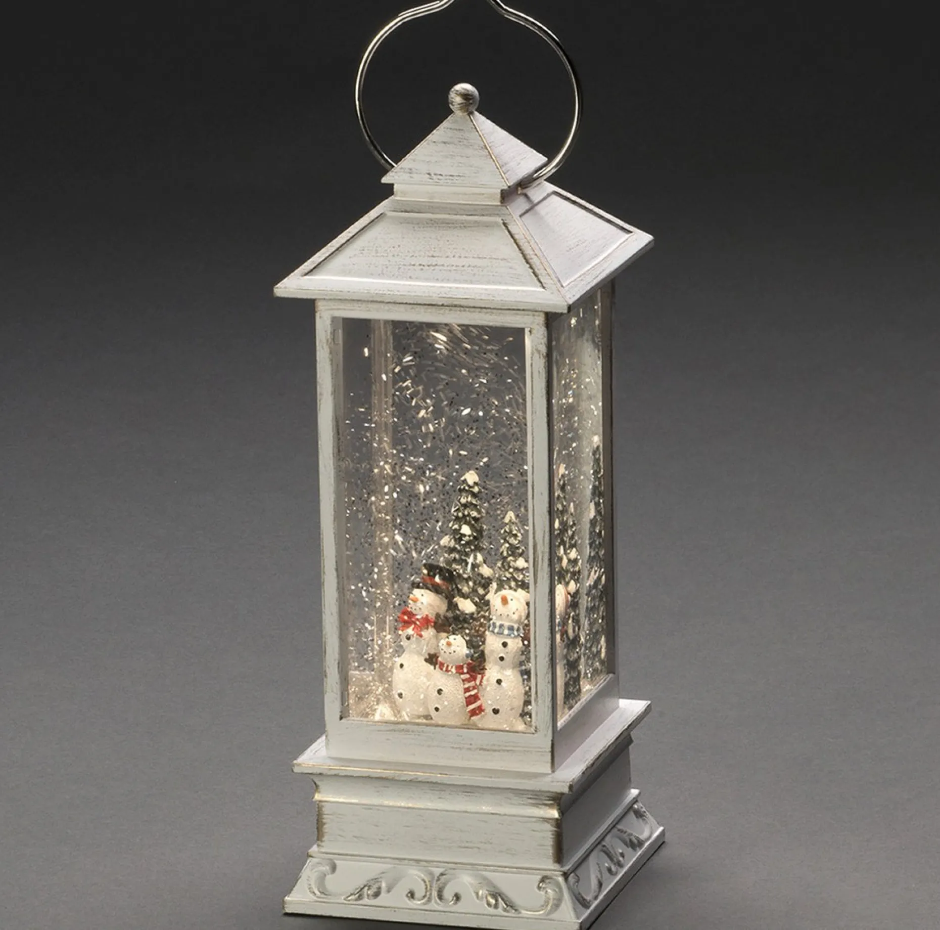 Konst Smide Verlichte Kerstfiguren^Sneeuwlantaarn Voor Binnen - Klassieke Stijl - Sneeuwpop - Warmwit - 10.5 X 27.5 Cm - Kerstlantaarn - Verlichting Op Batterijen - Timer - 3000K - Kerstverlichting