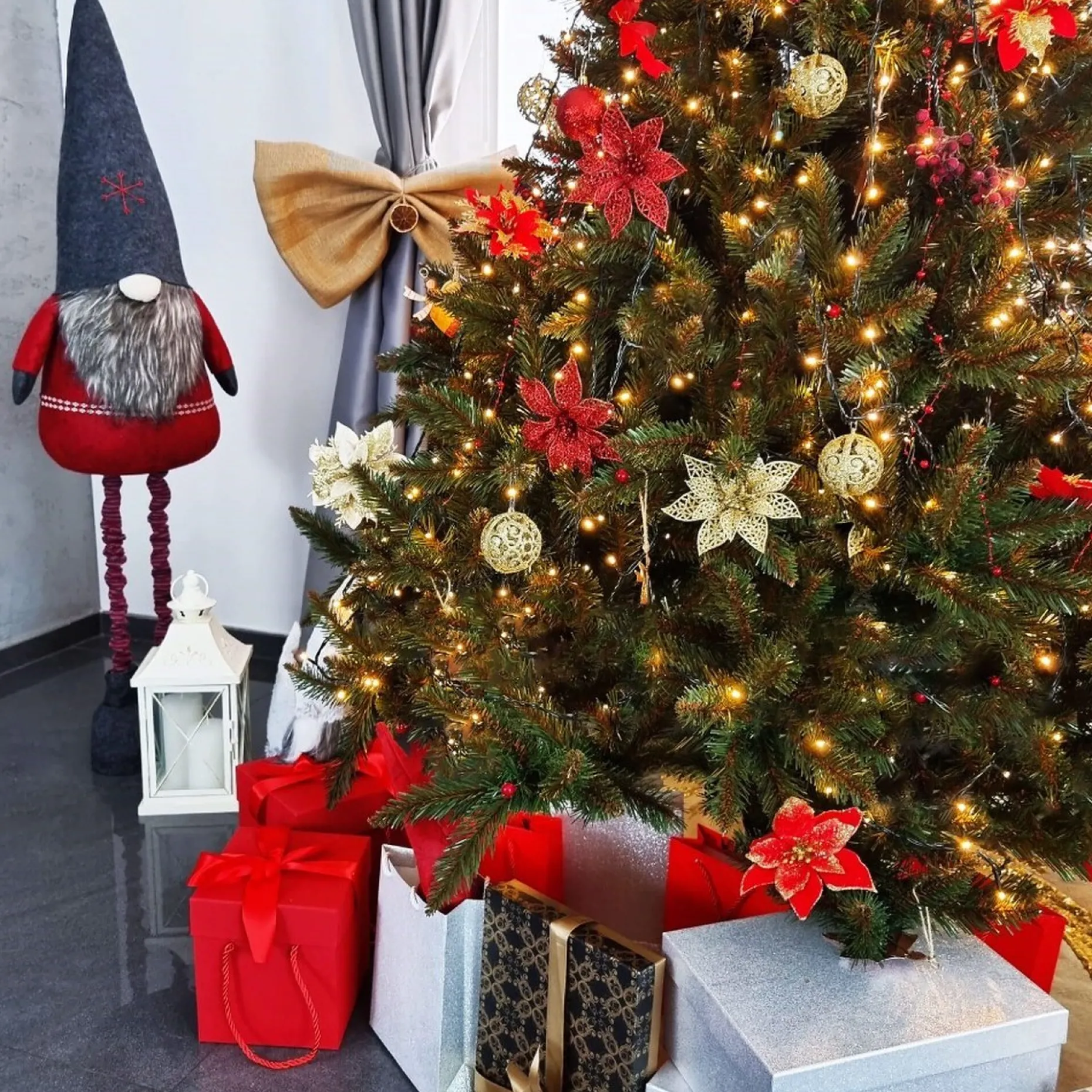 springos Kunstkerstbomen^ Kunstkerstboom | Mountain Spruce | 220 Cm | Zonder Verlichting